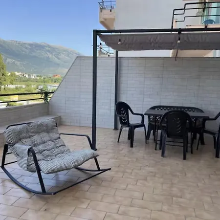 Simple شقة أوريكوم